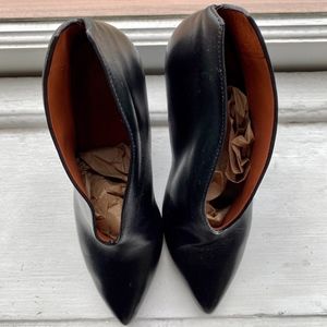 Marc Jacobs Black Pointed Toe Wedge Boot (EU 37)